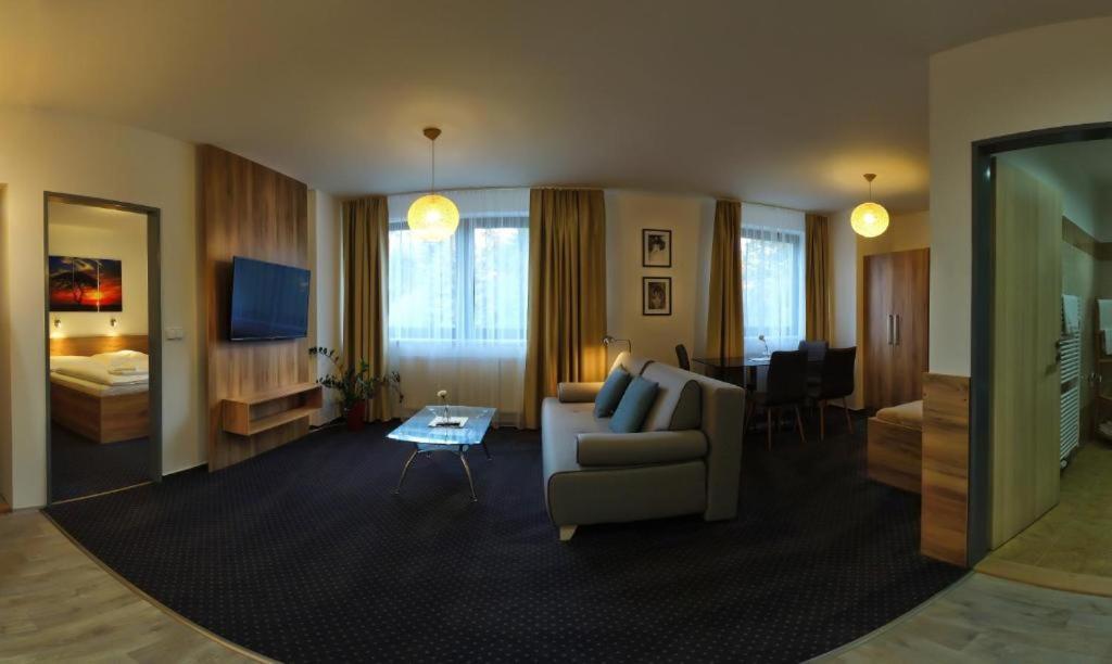 Sport Hotel Centrum Valašské Meziříčí Bagian luar foto